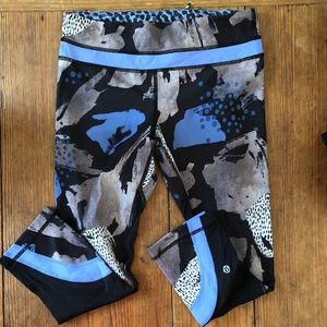 Lululemon leggings size 6